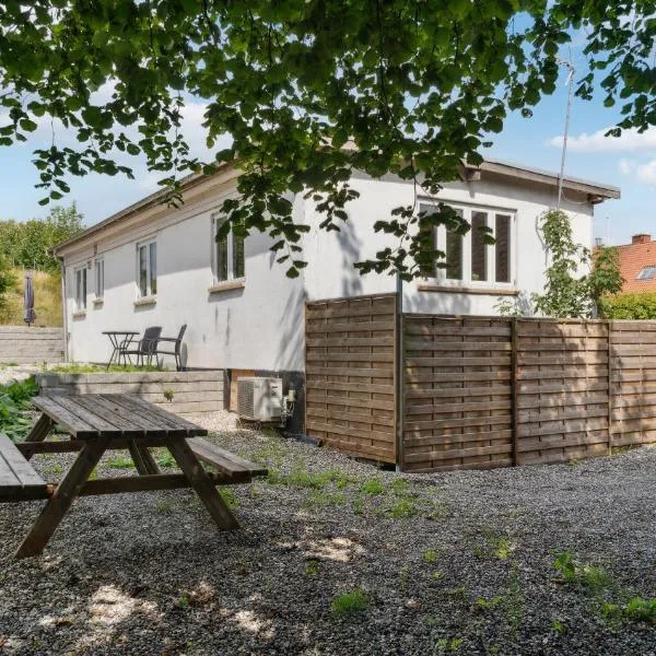 Nice Apartment In Samsø With Wifi，位于Onsbjerg的酒店