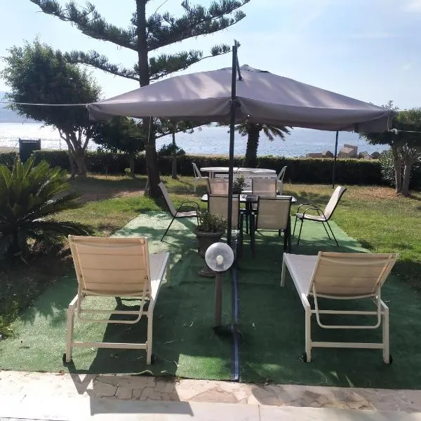 Villa sullo stretto，位于SantʼAgata的酒店