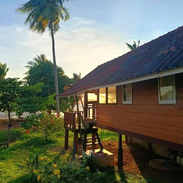 Leam Sai Bungalows Koh Yao Noi，位于阁遥岛的酒店