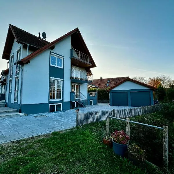 Ferienwohnung Hannah nahe Freiburg，位于沙尔施塔特的酒店