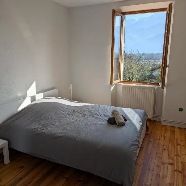 Appart 65m2 avec 2 chambres dans ferme rénovée - Parking gratuit - Grande vue montagnes，位于蒙特邦奥圣马尔坦的酒店
