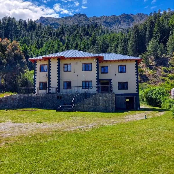 Monoambiente en la Montaña - De Alojamientos Lago Puelo，位于普埃洛湖的酒店