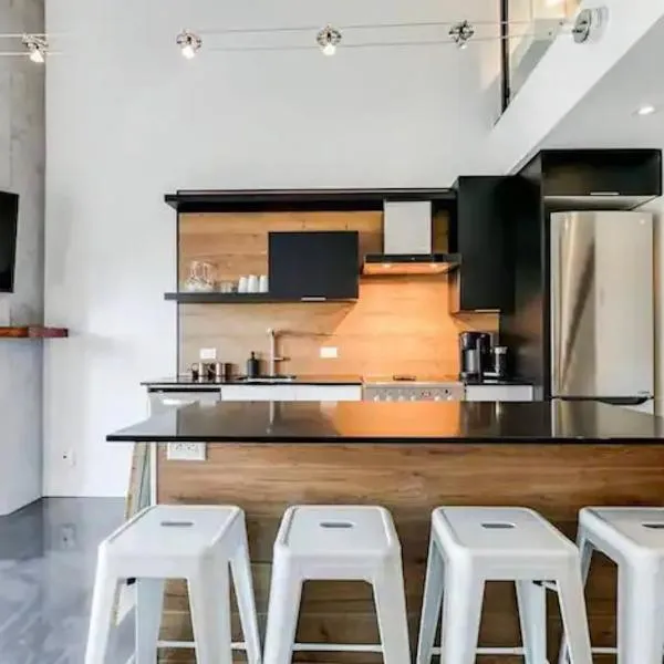 Condo moderne, escapade vacance, vue sur montagnes，位于蒙特朗布朗的酒店