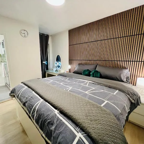 Brand-new luxurious guesthouse with king bed in MPK, 1mi to Meta, 3mi to Stanford，位于门洛帕克的酒店