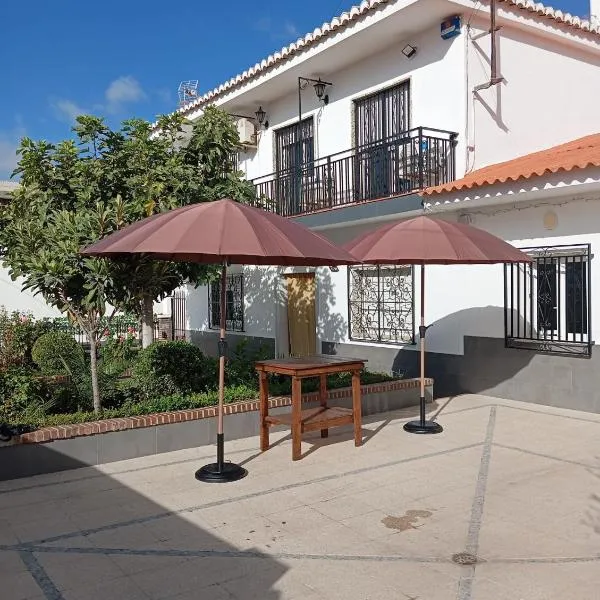 Villa Turística Miguel，位于普利纳斯的酒店