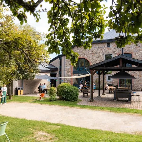Auberge de Jeunesse de La Roche - Champlon，位于特纳维耶的酒店