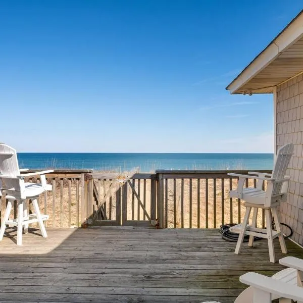 OBX 4BR Oceanfront Cottage，位于斩魔山的酒店