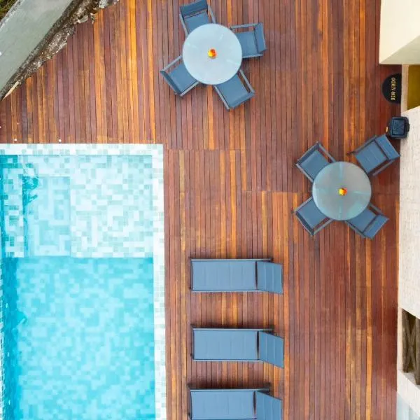 Villa Justen Pousada，位于伦索伊斯的酒店