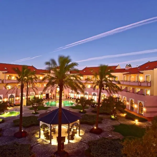 辛特拉佩斯塔纳高尔夫SPA度假酒店，位于圣若昂埃斯托利尔的酒店