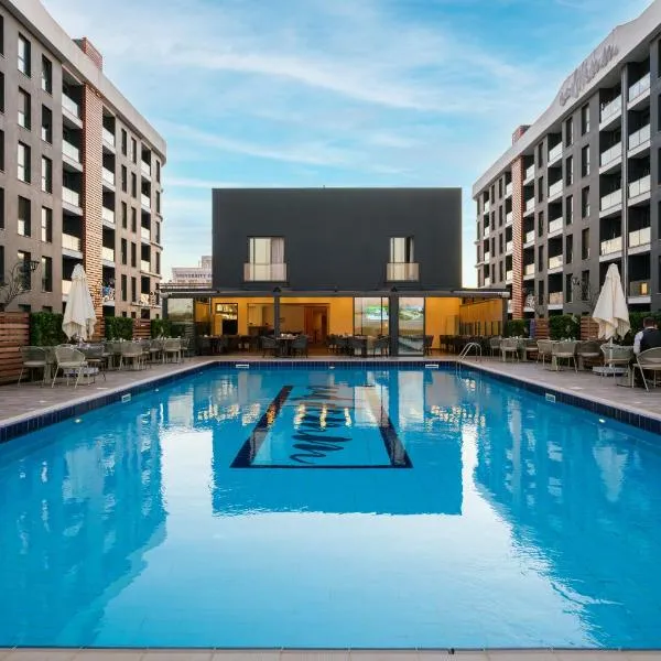 Caddem Inn Hotel，位于法马古斯塔的酒店