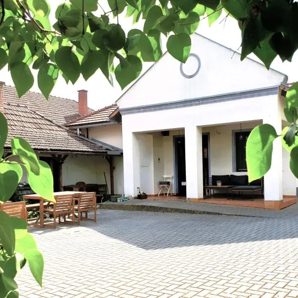 Pottos Porta，位于Váncsod的酒店