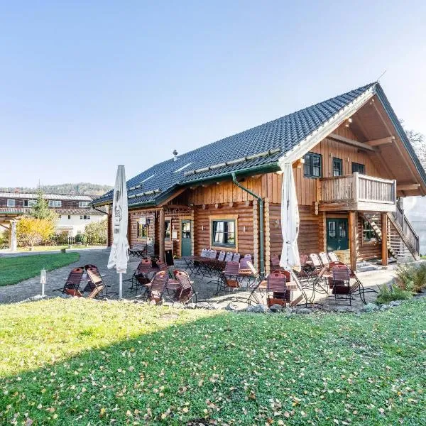 Blockhaus - Ferienwohnung Sunset，位于Erdmannsdorf的酒店