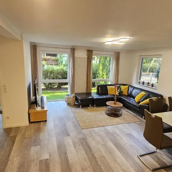 Ferienwohnung am Stadtpark 2 Terrassen, 2BR, 84m2，位于伊尔梅瑙的酒店