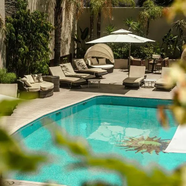 罗萨里奥假日酒店，位于罗萨里奥的酒店