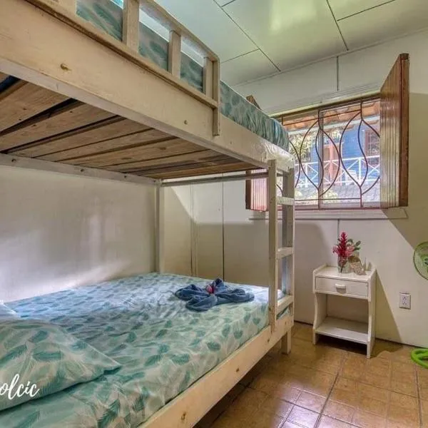Dormitorio 3#，位于科克莱斯的酒店
