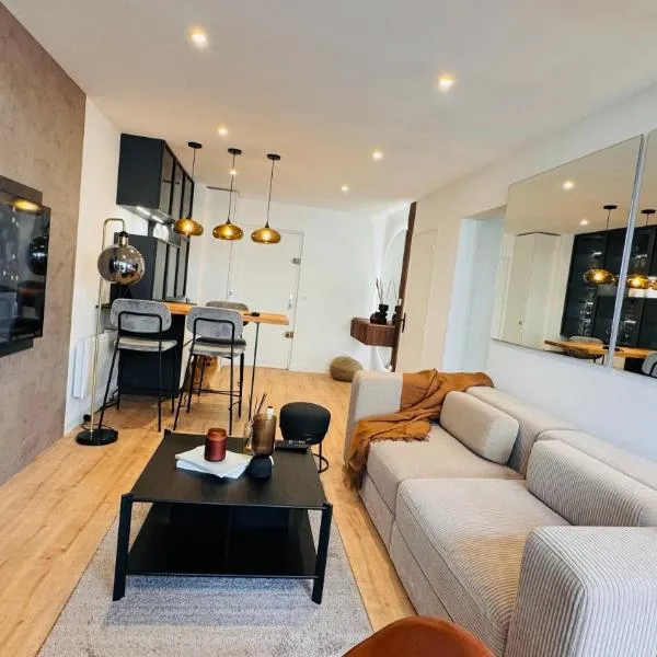 Appartement 50m de la plage et toutes commodités, plein centre ville et silencieux，位于拉格朗德默特的酒店