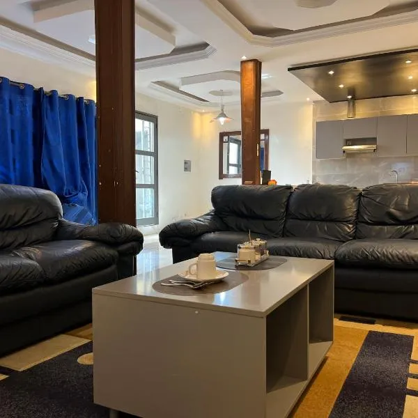 Appartement meublé avec cuisine équipée, au bord la mer，位于Guediawaye的酒店