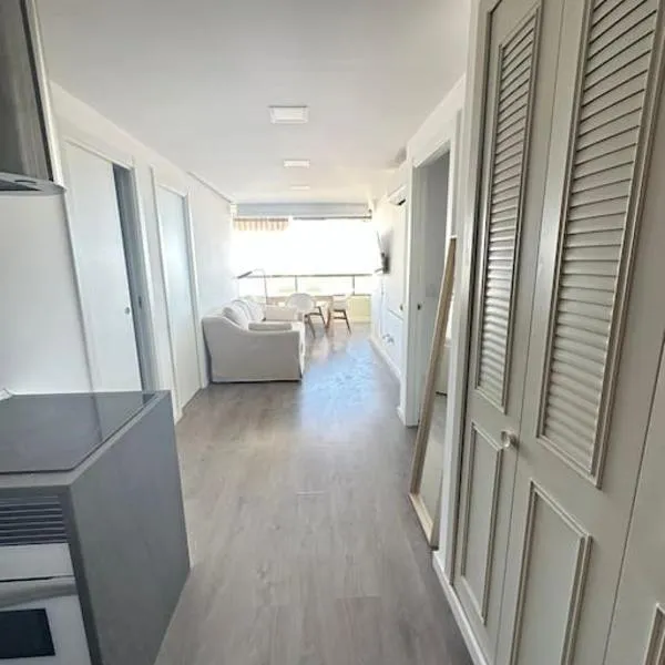 Apto con encanto en primera línea de playa , Cullera，位于库列拉的酒店