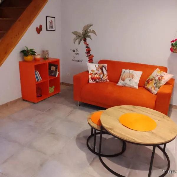 charmante maisonnette au calme，位于蒙特利马尔的酒店