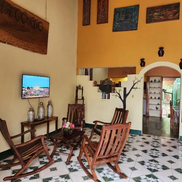 Casa familiar Privada con capacidad para 9 personas 3BR 2BA，位于格拉纳达的酒店