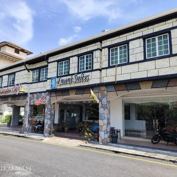 Lumut Suites，位于卢穆特的酒店