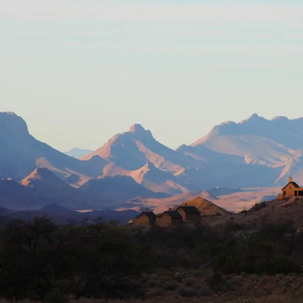 Bosch Luys Kloof Nature Reserve，位于Ladismith的酒店