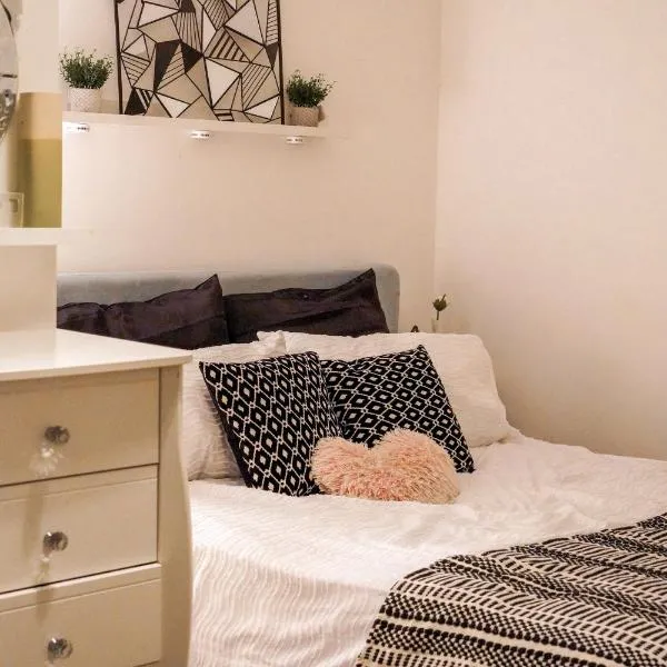 Oasis Haven King room，位于Shinfield的酒店