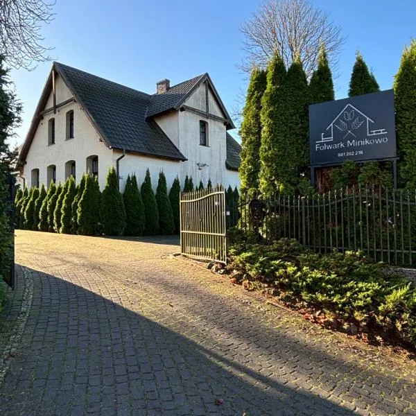 Folwark Minikowo - Agroturystyka w Borach Tucholskich - 5 pokoi z prywatnymi łazienkami，位于Bysław的酒店