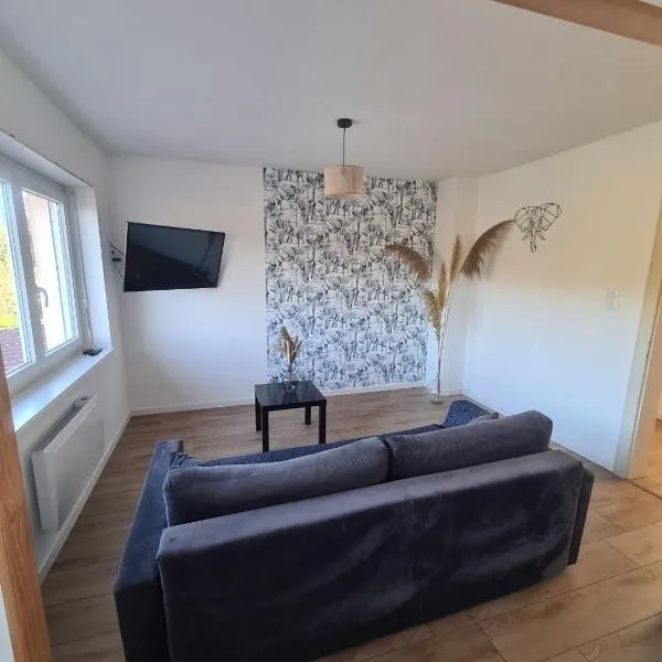 Lumineux appartement F4，位于Trois-Fontaines的酒店