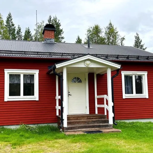 Stuga, lantligt lugnt läge med gott om parkering，位于耶利瓦勒的酒店