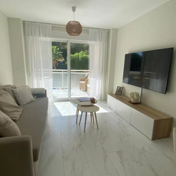Casa Bendita - LUXURY APARTMENT BENIDORM，位于贝尼多姆的酒店