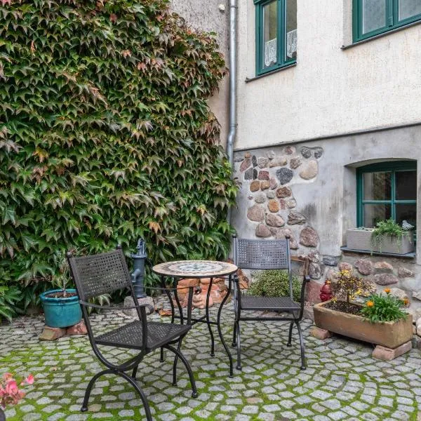 Fewo Altstadtkern Waren Müritz，位于瓦伦的酒店