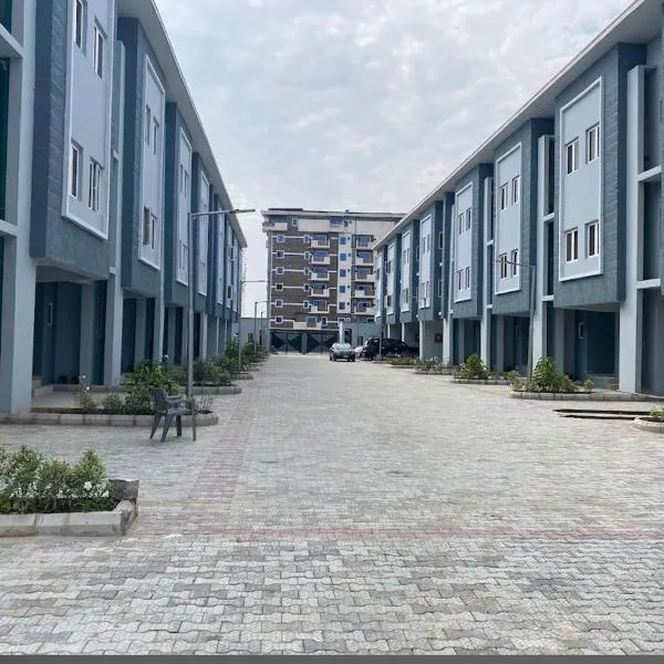 Beach View One Bedroom Shortlet Apartment Lekki Lagos，位于拉各斯的酒店