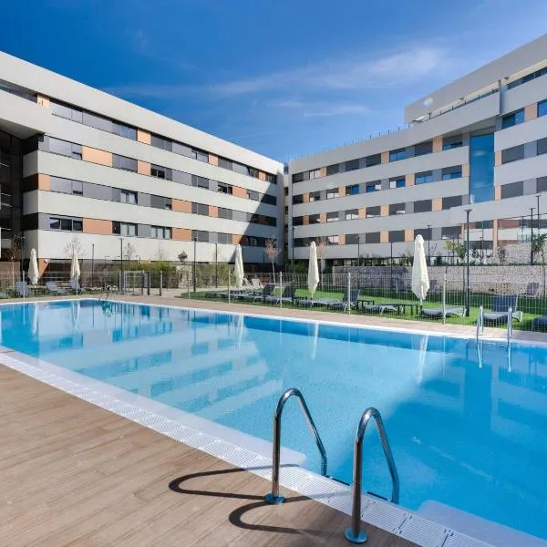 Livensa Living Studios Madrid Alcobendas，位于阿尔考本达斯的酒店