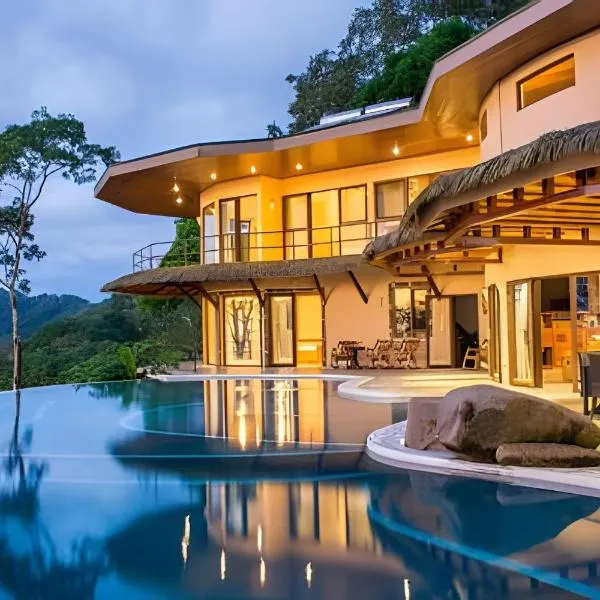 MonkeyRanch LuxLodge，位于Dominicalito的酒店