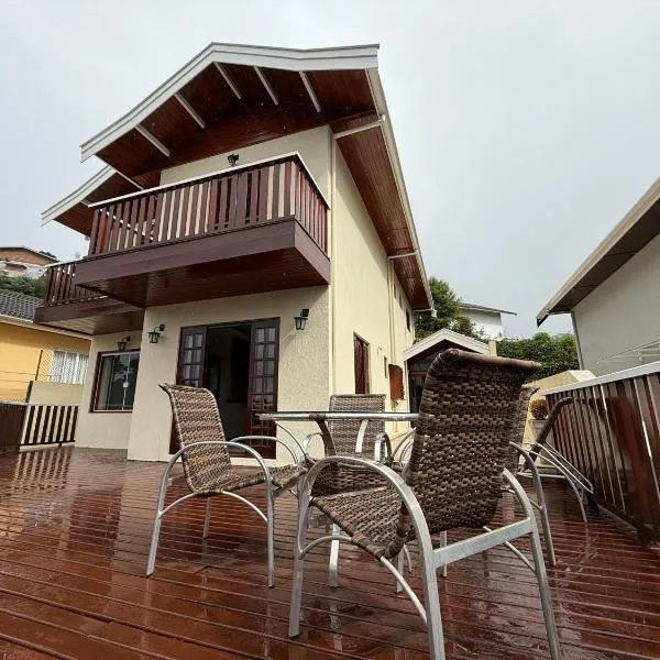Casa para até 8 pessoas com fácil acesso à pontos turísticos，位于坎波斯杜若尔当的酒店