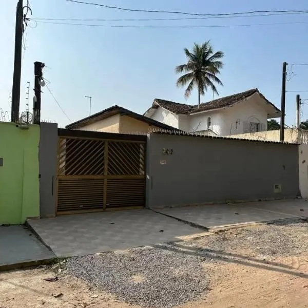 Casa do pé de Jabuticaba，位于瓜鲁雅的酒店