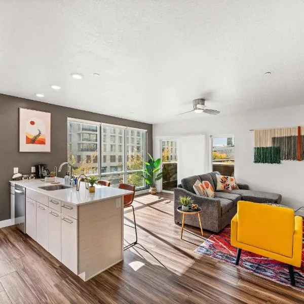 SLC Modern Retreat Pool & Parking，位于盐湖城的酒店