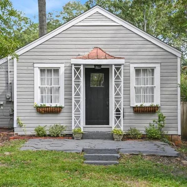 Cloverdale Cottage，位于蒙哥马利的酒店