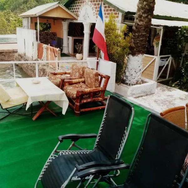 baobolong guesthouse，位于Koli Kunda的酒店