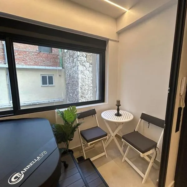 BlueMotion - CentralSuite Complex，位于比雷埃夫斯的酒店