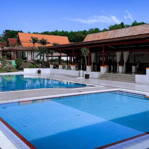 Lovita Tanjung Bidara Beach Resort，位于马六甲的酒店