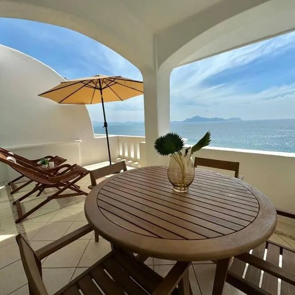 Vista al Mar, Terraza y Albercas，位于曼萨尼约的酒店