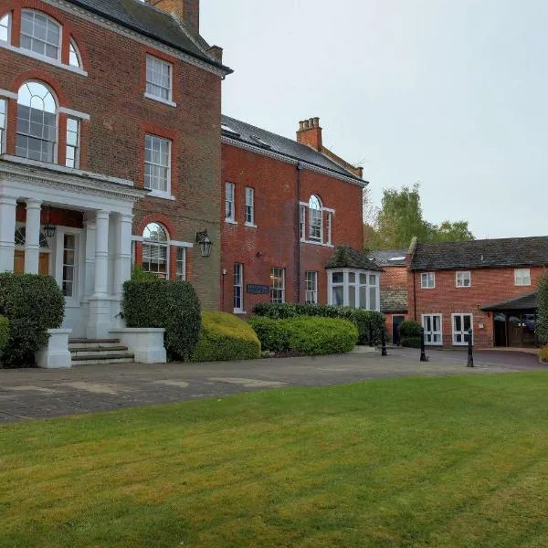 Moore Place Hotel, BW Signature Collection，位于米尔顿凯恩斯的酒店