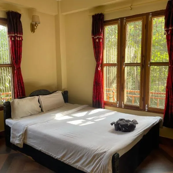 Tara guesthouse - Sauraha,Chitwan，位于索拉哈的酒店
