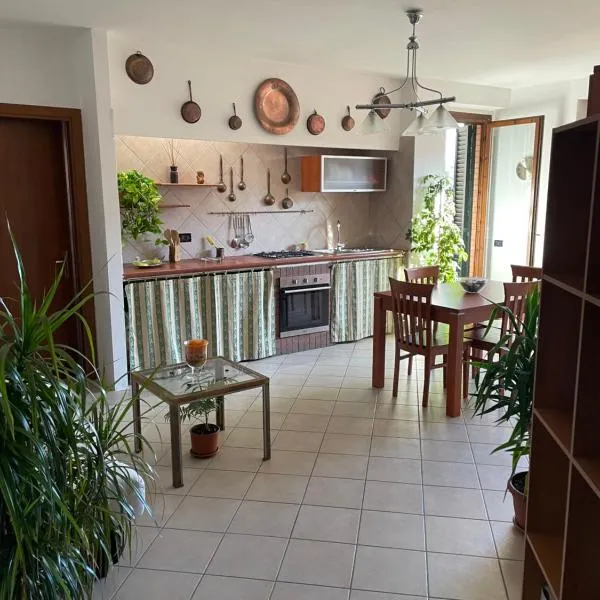 Chianti Roses Monteriggioni，位于蒙特里久尼的酒店