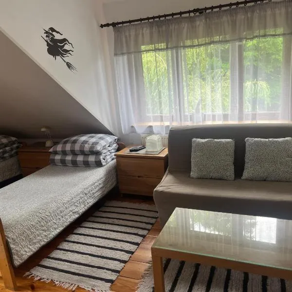Agroturystyka Sabatówka，位于Węglów的酒店