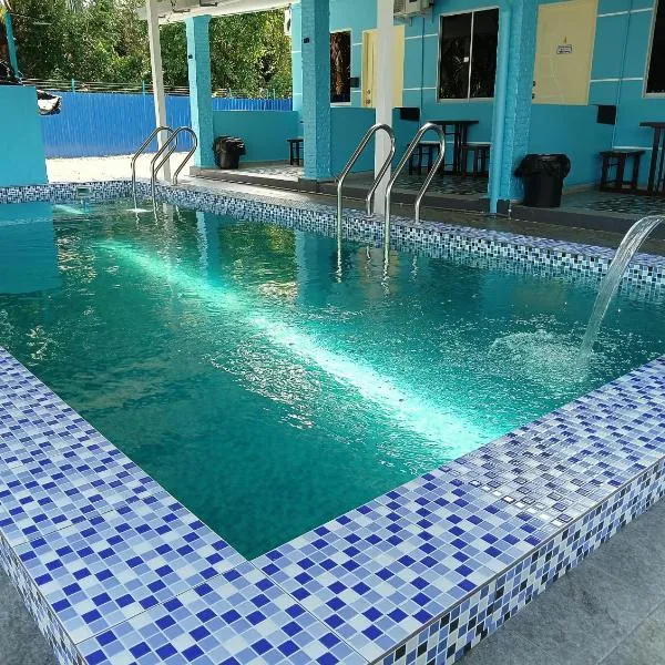 ZamNur Bidara Chalet dan Homestay，位于马日丹那的酒店