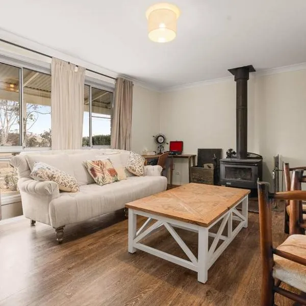 Cooinda, A 3 Bedroom Home Near Mayfield Garden，位于奥伯伦的酒店