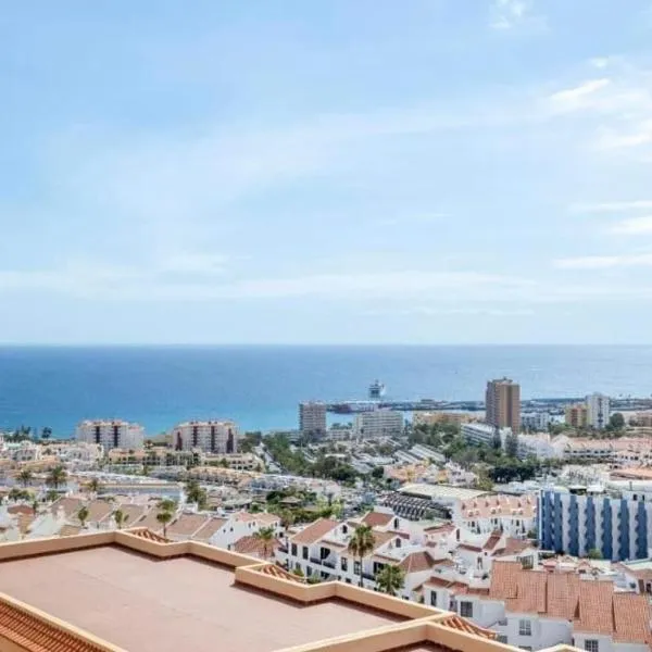 Best Ocean View - Los Cristianos，位于洛斯克里斯蒂亚诺斯的酒店